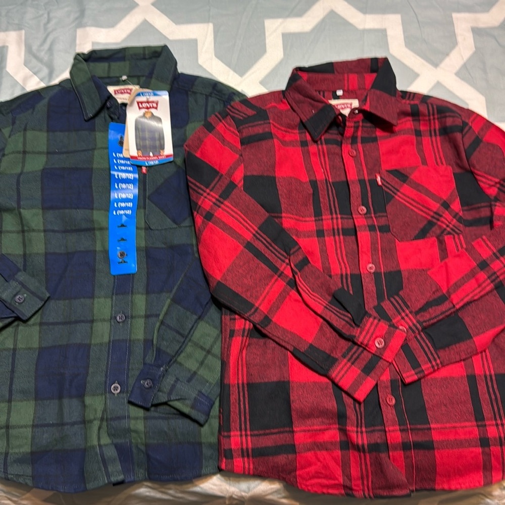 Levi’s boys plaid flannel shirts size 10/12 - Picture 1 of 9